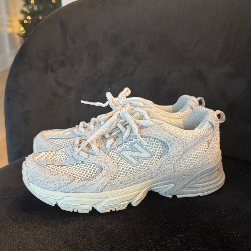 Women’s New Balance 530 Athletic Size 5.5 Light Gray Pink Lavendar